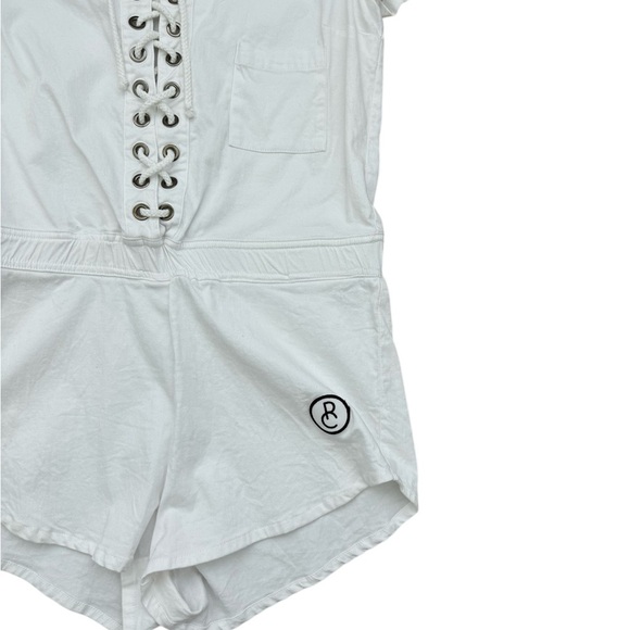 Carolin Ritz Paris White Lace-Up Romper Size 4 - Picture 2 of 7